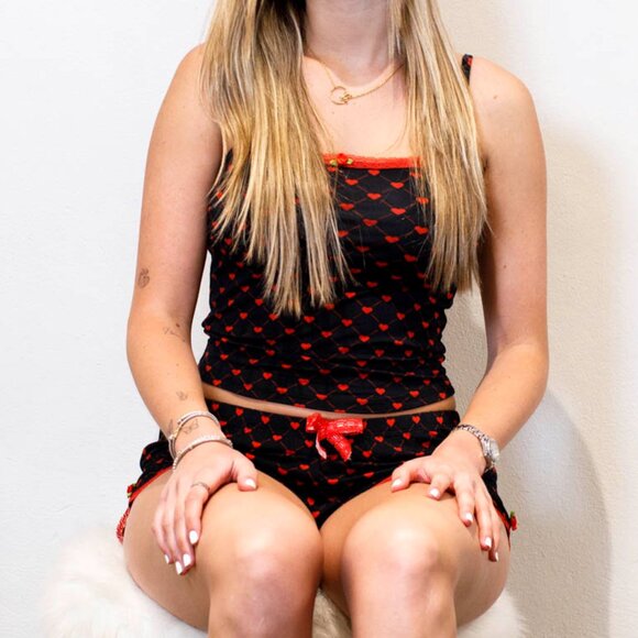 NEW - Red & Black Hearts Lounge Set - Picture 2 of 2